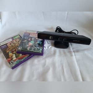 Microsoft XBOX 360 Kinect Sensor w/games